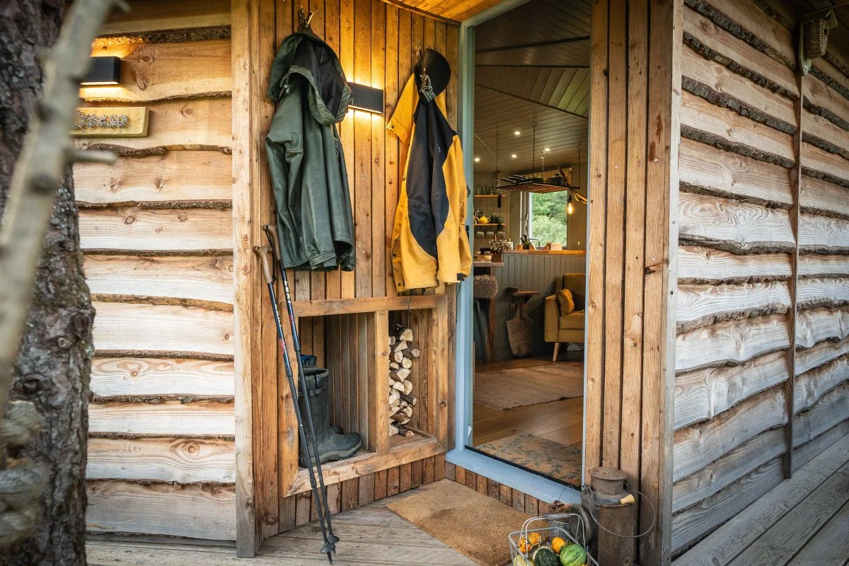 The Cabin at Erwain Escapes, Luxury Glamping Cabin Carmarthenshire, West Wales
